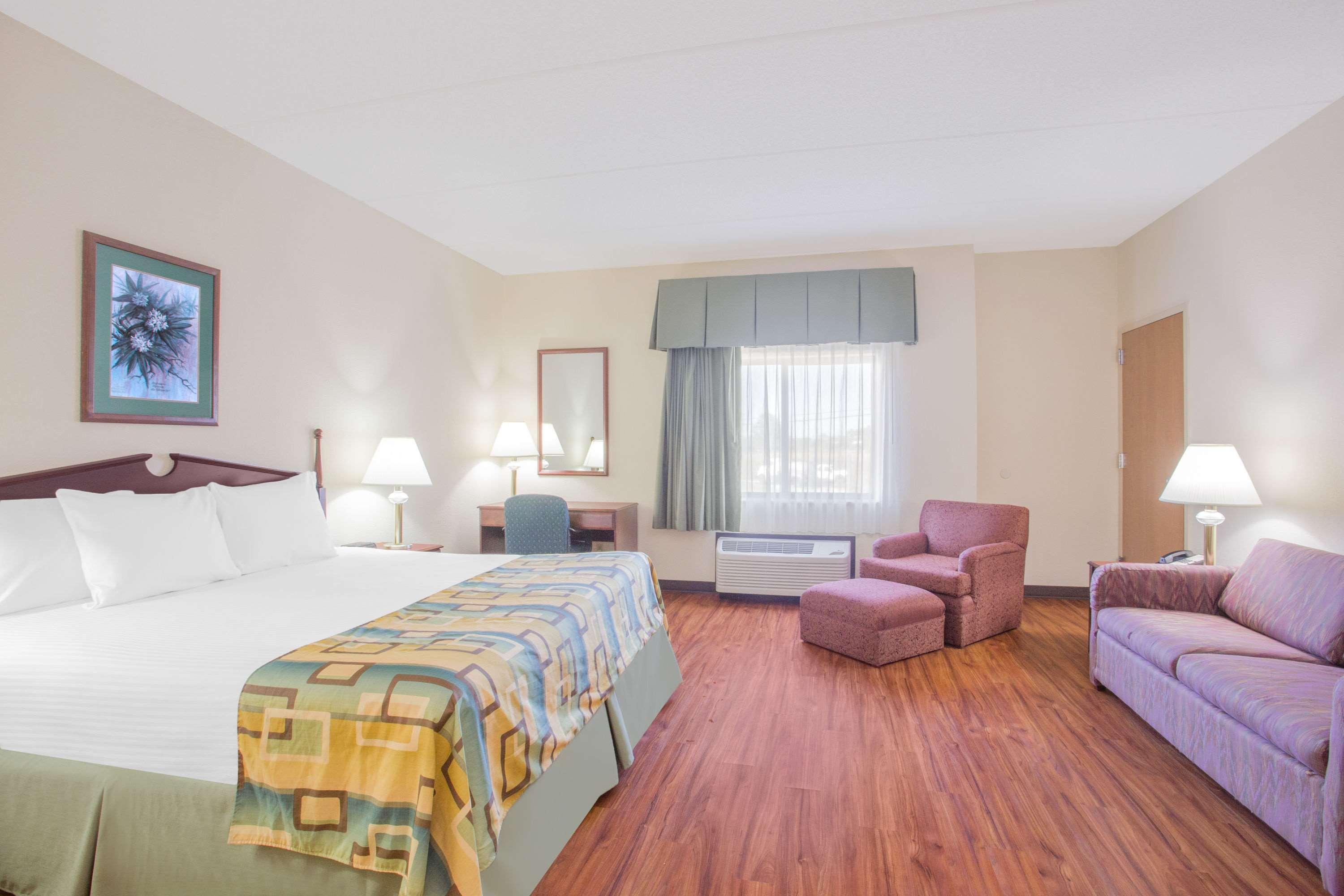 Hotel Baymont By Wyndham Corbin Exterior foto